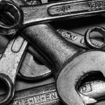 Gdzie natrafić na wyjątkowe miejsca z przeszłością i poczuć stylu PRL